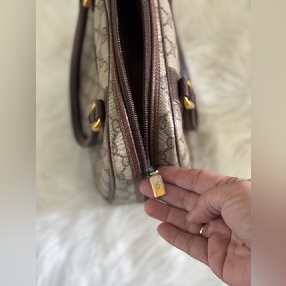 Guuci Handbag - Picture 12 of 13